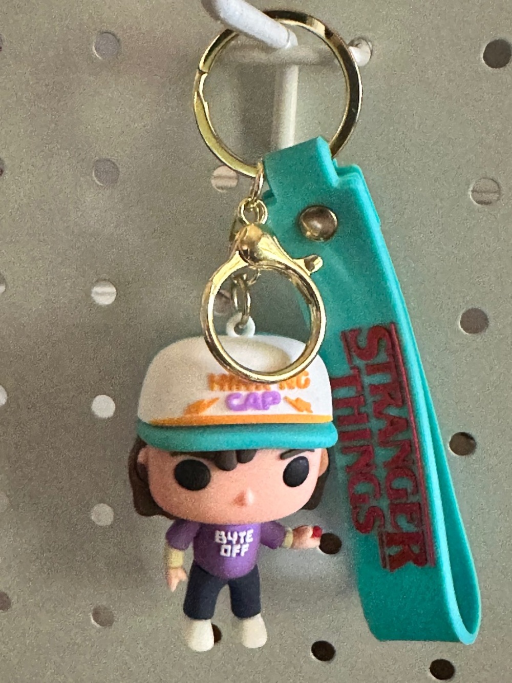 Dustin… Retro Horror Keychain 🔦🩸 | 80s Sci-Fi Inspired Charm